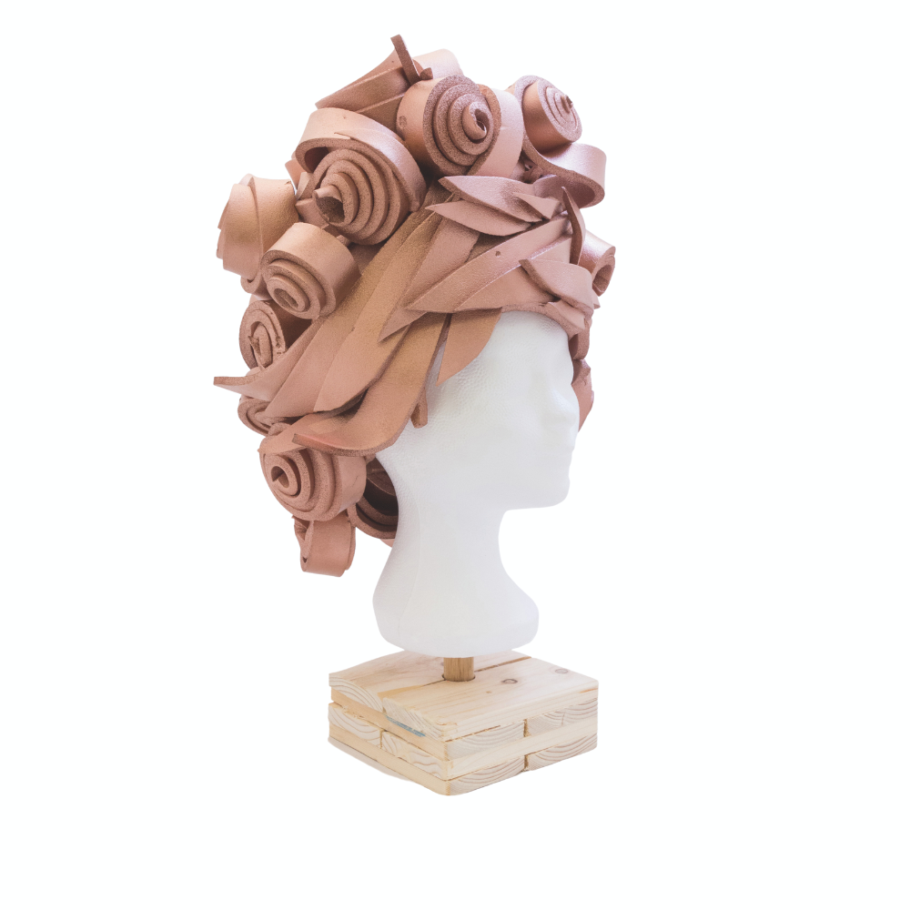 Mrs slocombe een sjieke pruik